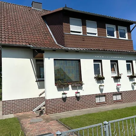Winzenburg In Der Nähe Vom Steinhuder Und Dinopark Münchehagen