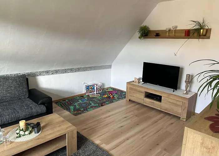 Winzenburg In Der Naehe Vom Steinhuder Und Dinopark Muenchehagen *
