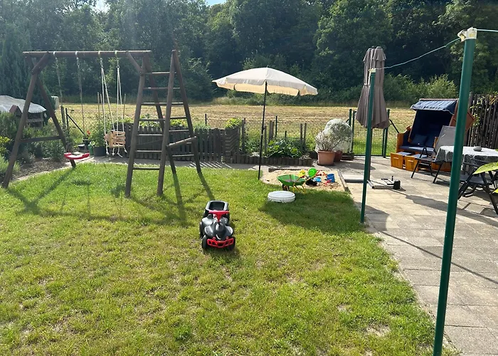Winzenburg In Der Naehe Vom Steinhuder Und Dinopark Muenchehagen *